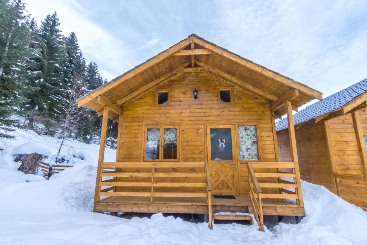 Mountain Cabins เมสเตีย ภายนอก รูปภาพ